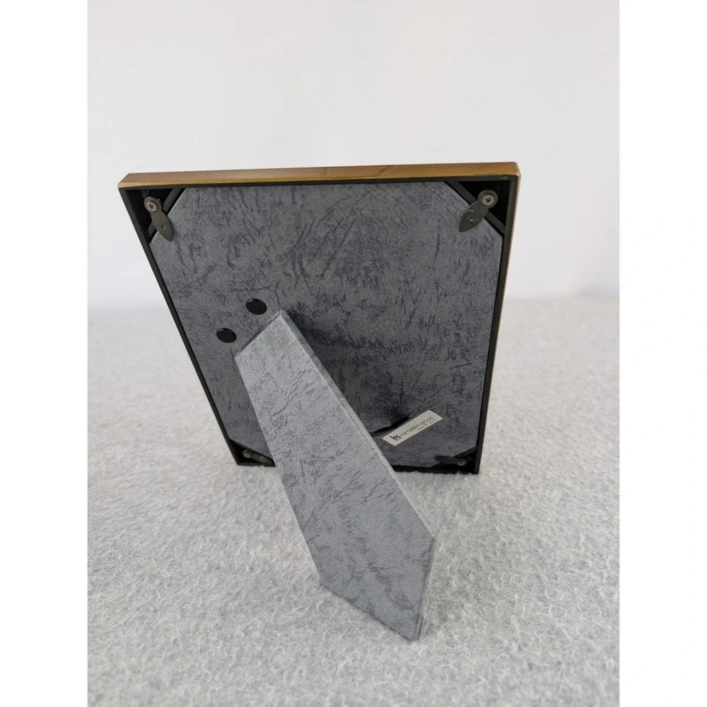 Vintage The Haldon Simulated Wood Picture Frame Fits Picture 4.5x3 ?